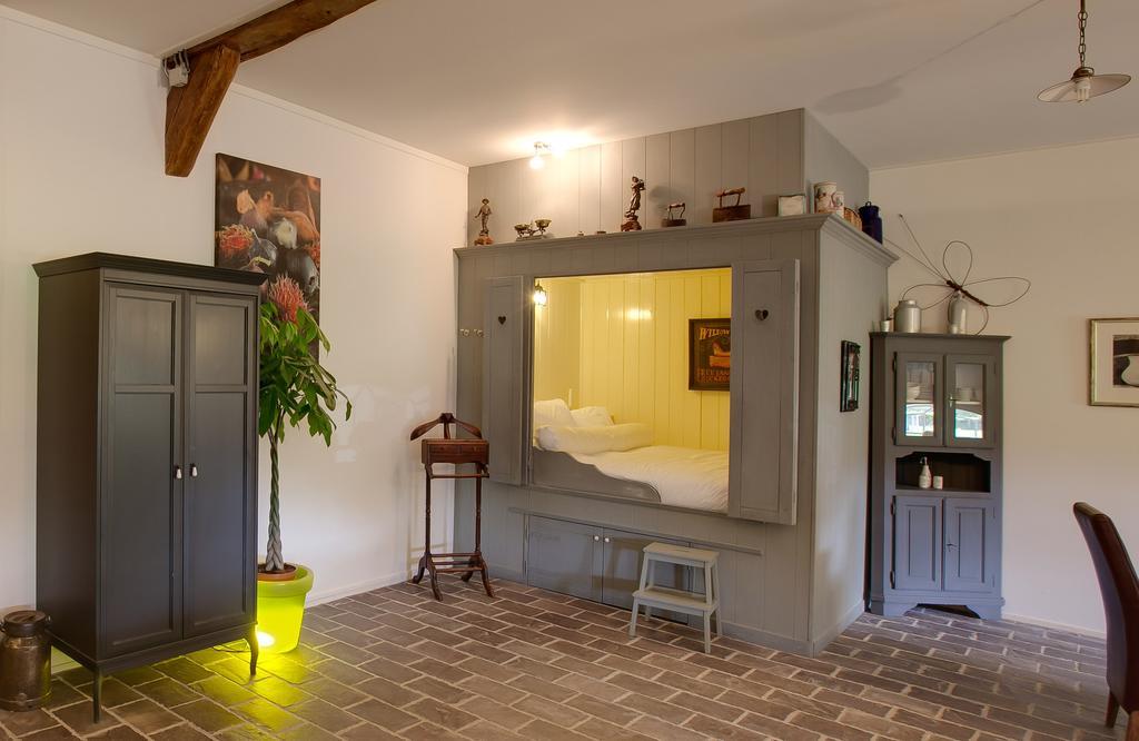 Posthoorn Lodge Woerden Room photo